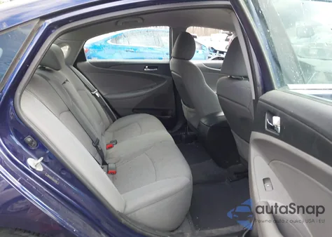 2013 Hyundai Sonata Gls z USA, uszkodzony, nr VIN 5NPEB4AC4DH519156